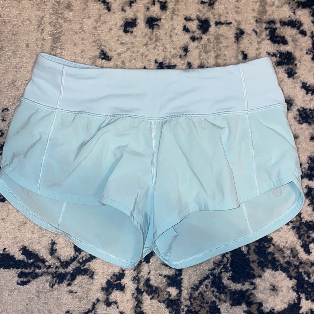 LULULEMON SPEED UP SHORT SIZE 2 **LIKE NEW